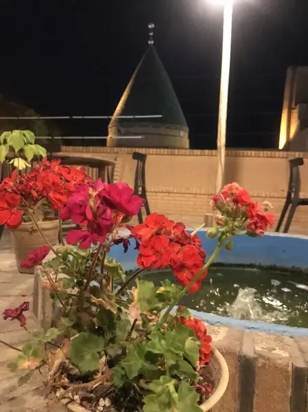 کافه رستوران کندوک