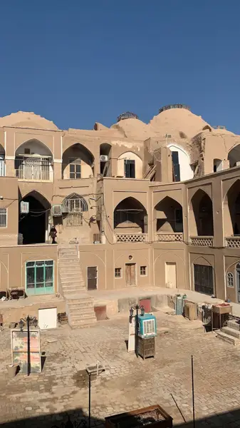  کافه گلاب