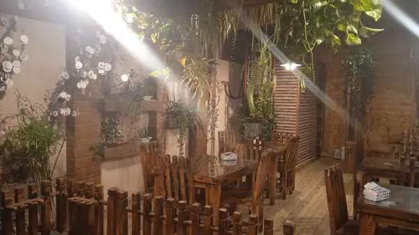  کافه فست فود باغچه ریحون