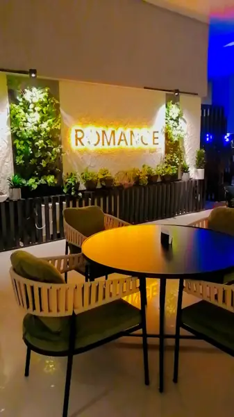 Cafe Romance