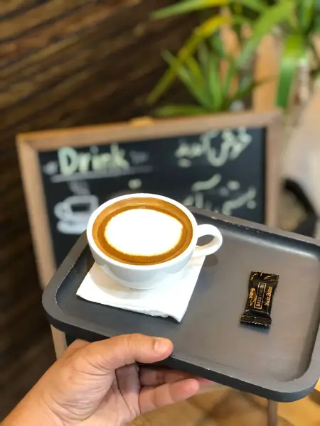 کافه آبمیوه و بستنی drink