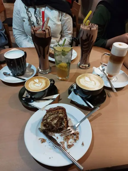  Luna Cafe