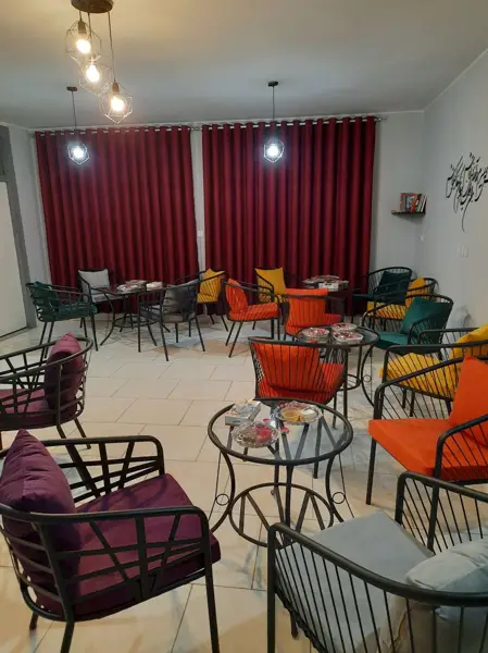 کافی شاپ مهر