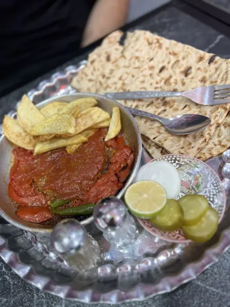 کافه عمو تیمور