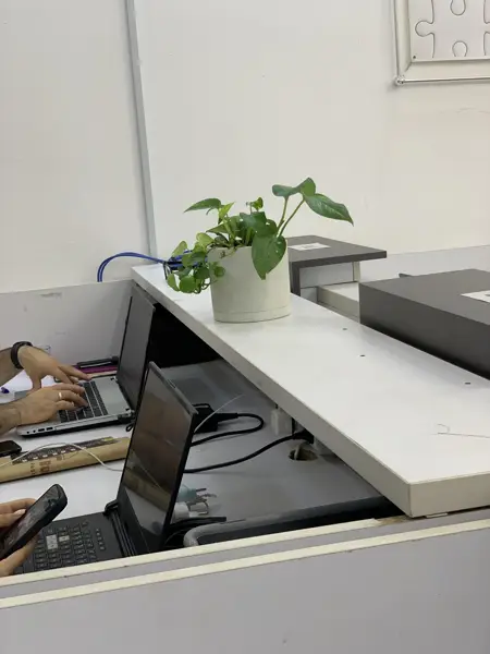 فضای کار اختصاصی صندلی اشتراکی