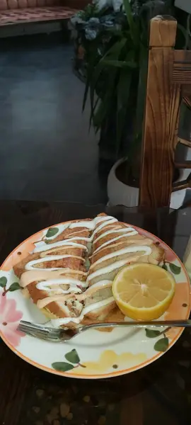 کافه سنتی خورشید