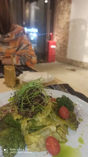  کافه رستوران فرنگی معمار