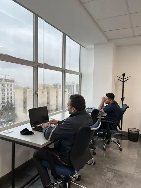 پارادایس هاب (پاسداران)