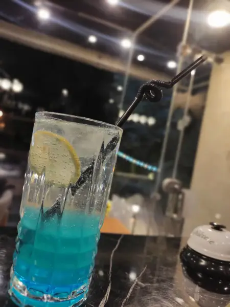  کافه آتا