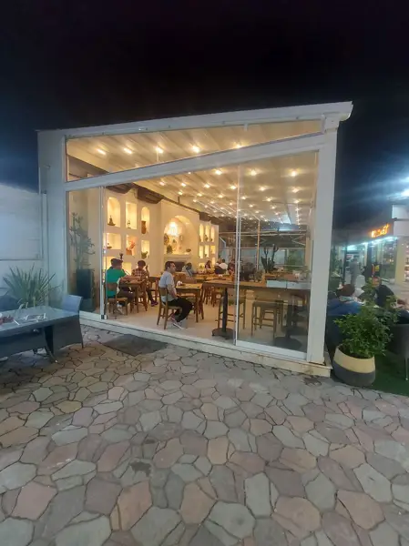 Liv cafe