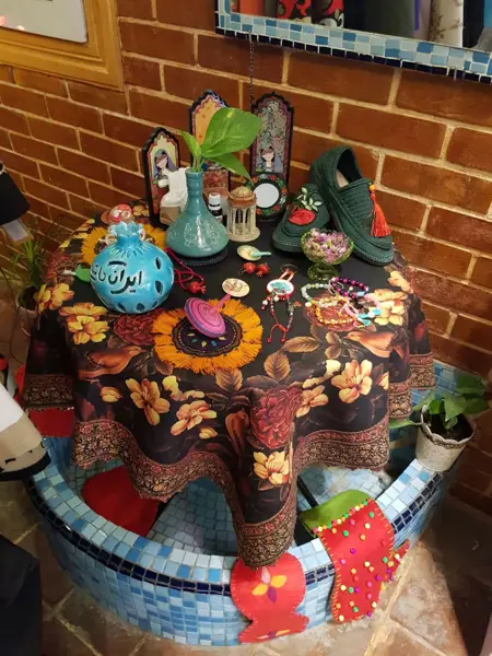 کافه گالری صراحی