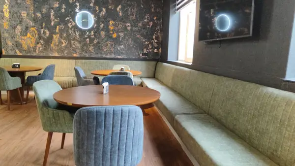 کافه دومانی لانژ Domani Lounge Coffee