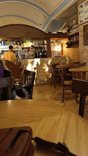  Ani Cafe