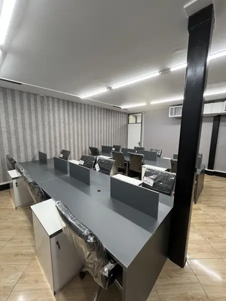 فضای کار اشتراکی جوان