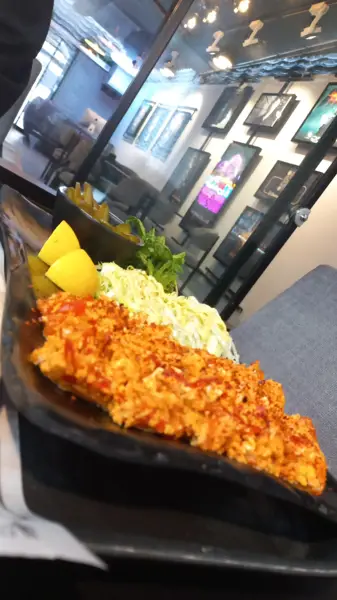  Cafe Cinema