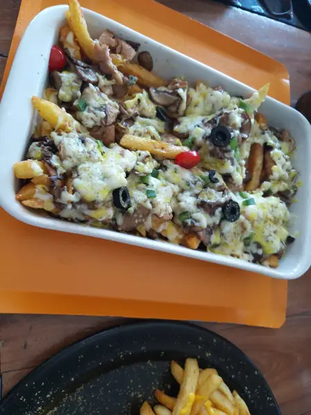  کافه شبدر