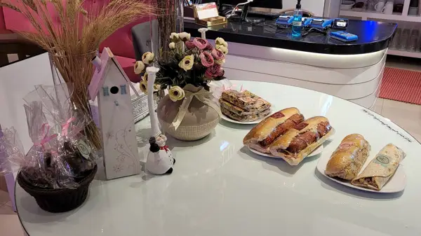 Iilium Cafe