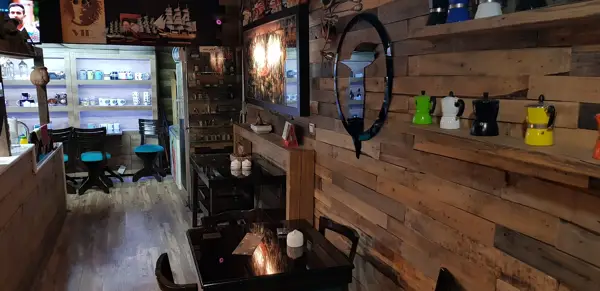 Darkoob Cafe