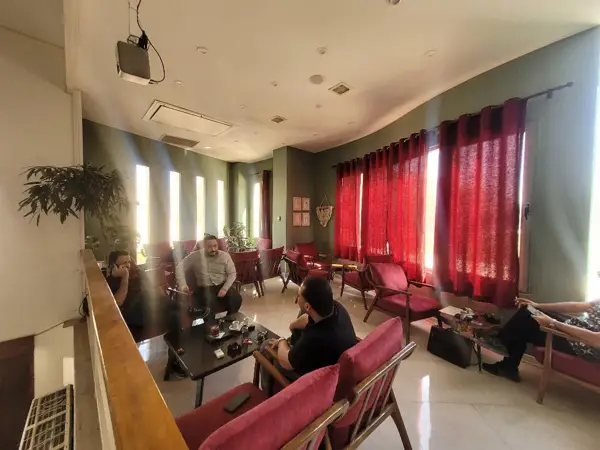 طبقه بالا مجال
