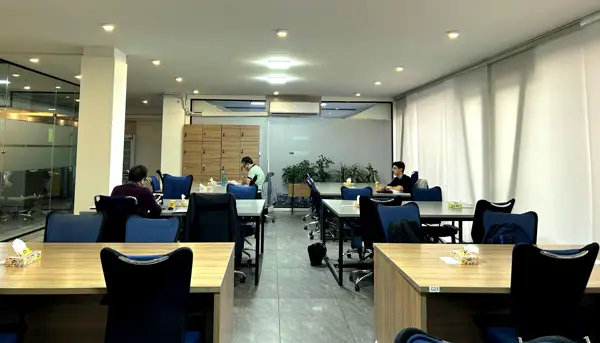 صندلی اشتراکی عصرانه