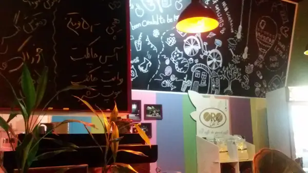  کافه پیاده رو
