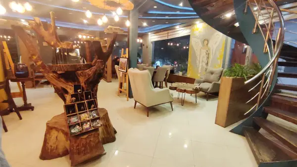  Chenar Café gallery کافه گالری چنار