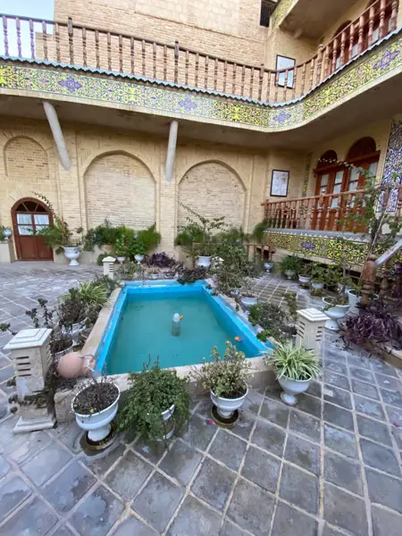  کافه فروغ مهر