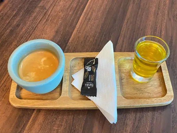  Ada cafe
