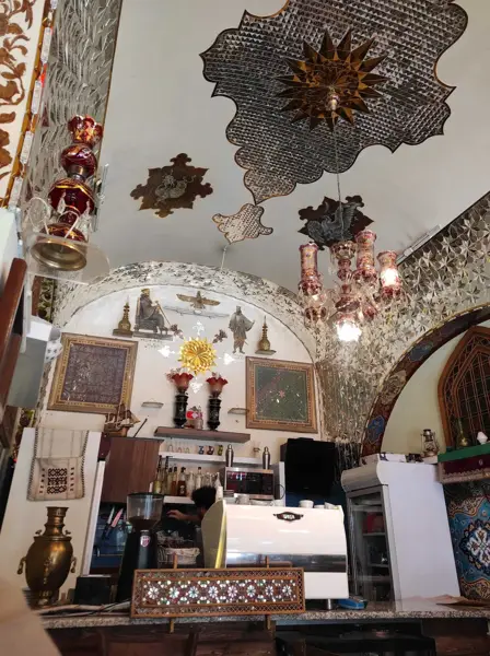  Antique Cafe