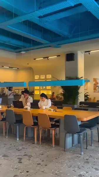  کافه و بیکری پراگ سعادت‌آباد (Prague)