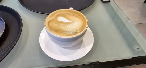  قهوه لمیز شعبه متل قو