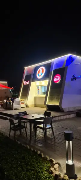 رستوران رد مارین