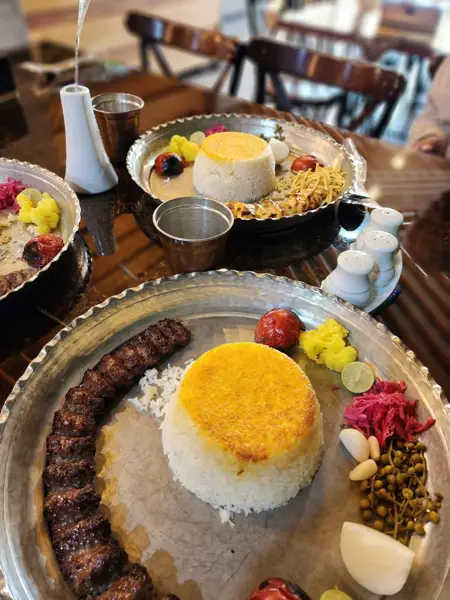  کافه رستوران ریواس
