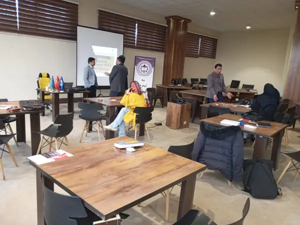  cafe khalaqiat