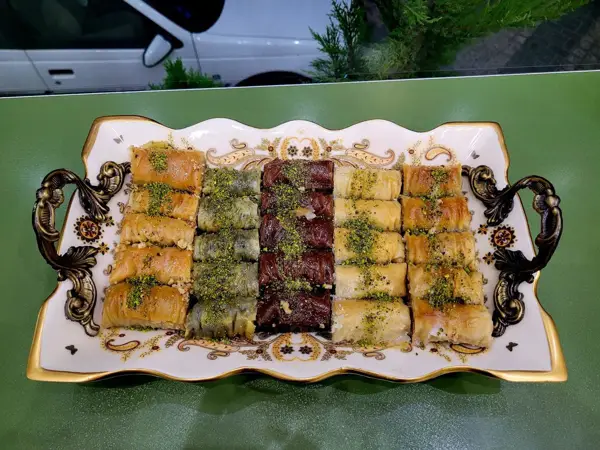  Artan Baklava باقلوا آرتان