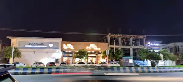 پیتزا مانلی
