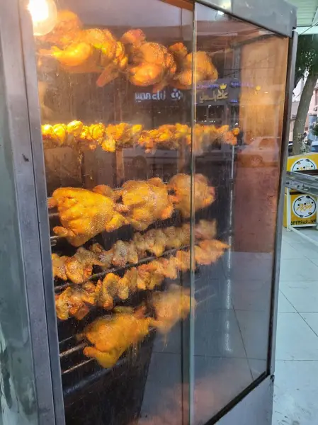  غذا بیرون بر زعفرون