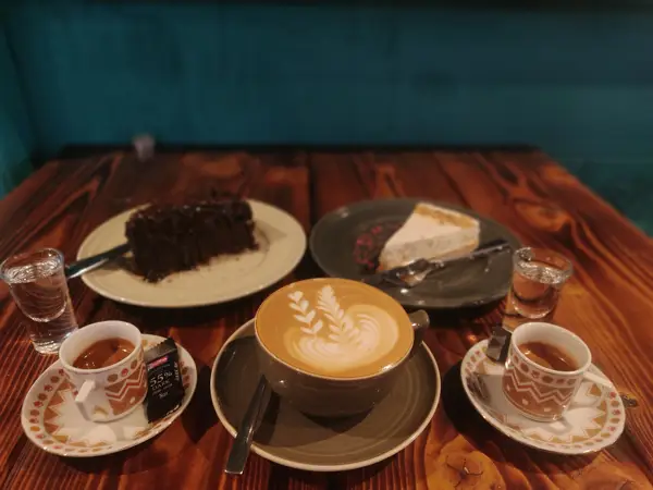 Koosha eyvan cafe