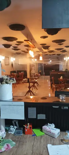  Cafe bronze
