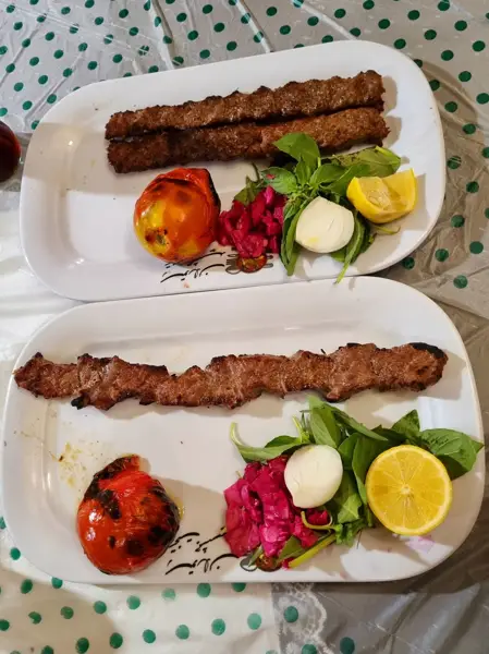  رستوران تخت جمشید
