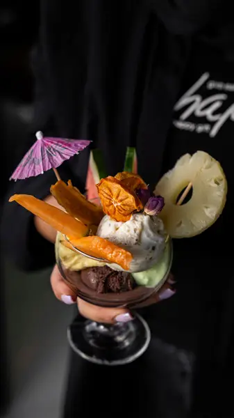  کافه گرا