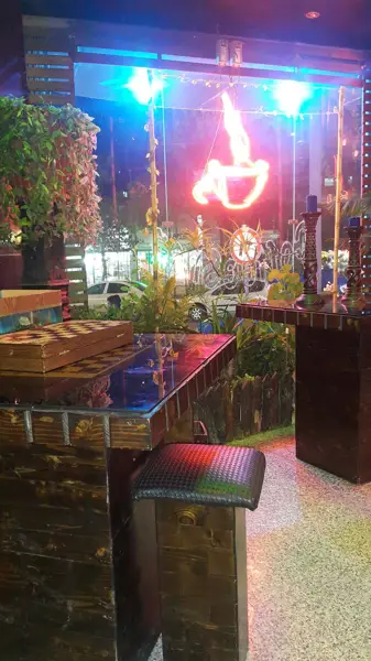  کافه دنج