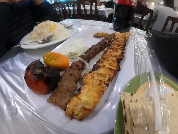  رستوران ولیعصر