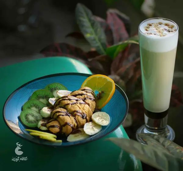  کافه گوزن
