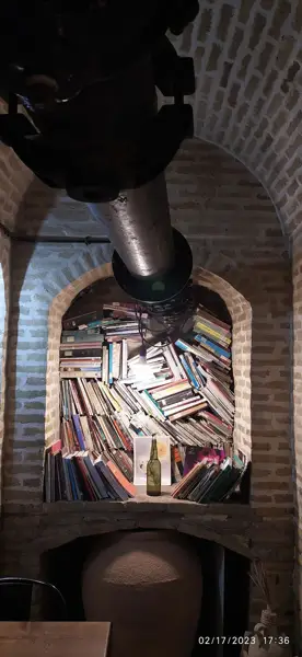  Marlik Book Café
