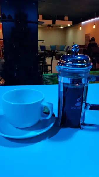  کافه نیمکت