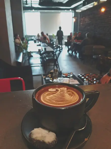  کافه دکتر شکلات Dr.Chocolate cafe