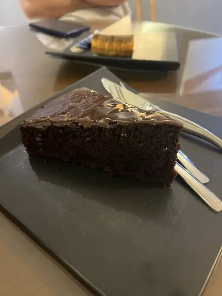  کافه بنتیش