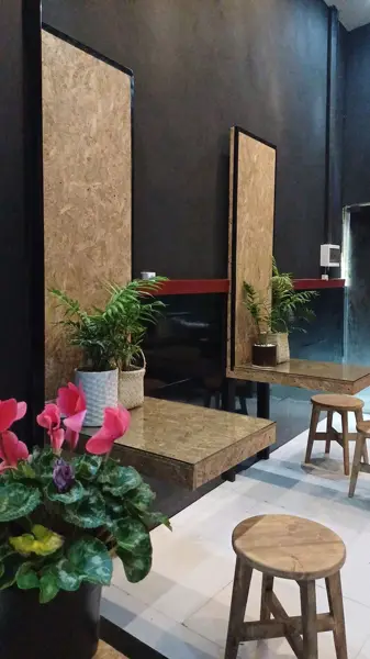  Macai cafe کافه ماکای