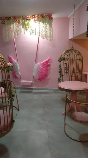  Cafe PEMBE کافه پمبه